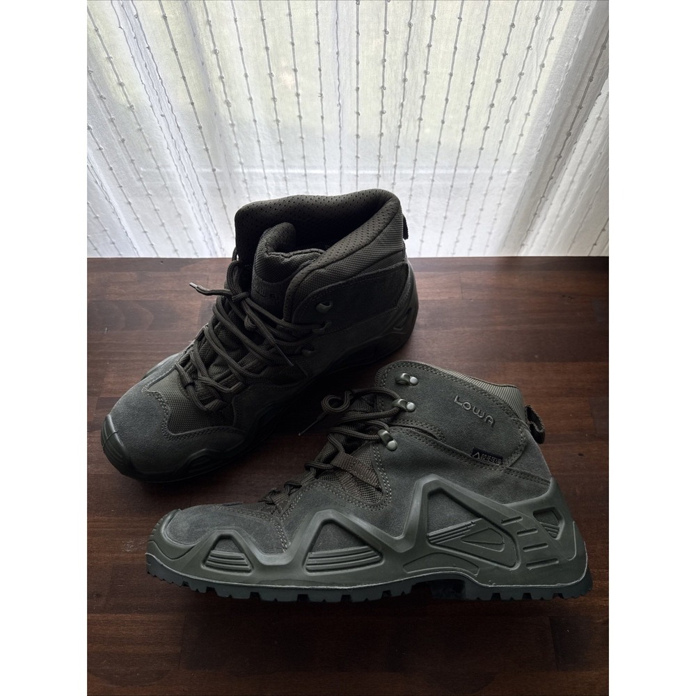 New LOWA ZEPHYR MID TF  GTX US Men's size 9.5 Gore-Tex
